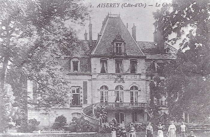 Le château d'Aiserey - Tiré de l'ouvrage Deux Siècles de Vènerie à travers la France - H. Tremblot de la Croix et B. Tollu (1988)